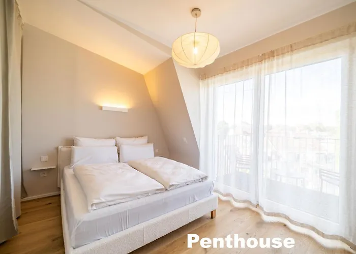 Lindgold Aparthotel 3*