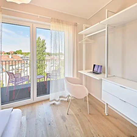 Aparthotel Lindgold 4*
